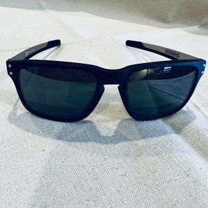 Oakley Holbrook MIX polarized sunglasses